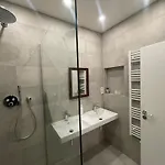 1room In Family Barrandov *
