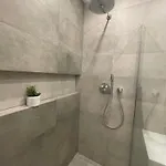 Δωμάτια σε οικογενειακή κατοικία 1room In Family Barrandov *