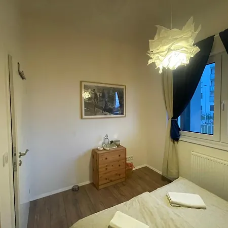 1room In Family Barrandov