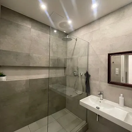 1room In Family Barrandov Kwatera prywatna *