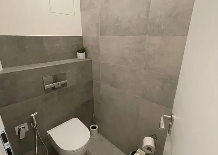1Room In Family Apartment Barrandov *